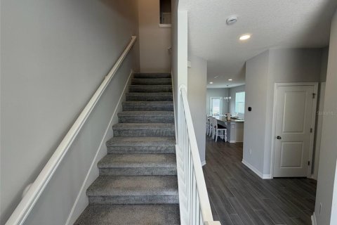 Townhouse in Winter Garden, Florida 3 bedrooms, 170.29 sq.m. № 2100903 - photo 25