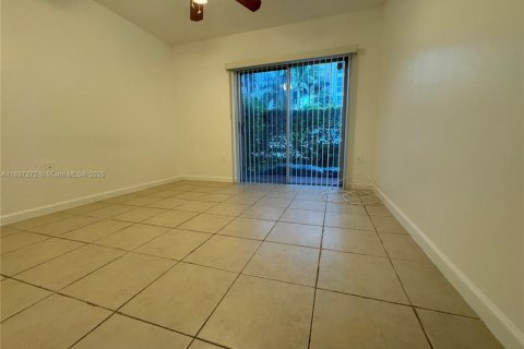 Снять в аренду кондоминиум в Майами, Флорида 2 спальни, 96.99м2, № 2154544 - фото 6