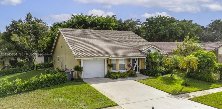 Villa ou maison à Boca Raton, Floride 4 chambres, 178.37 m2 № 2002138