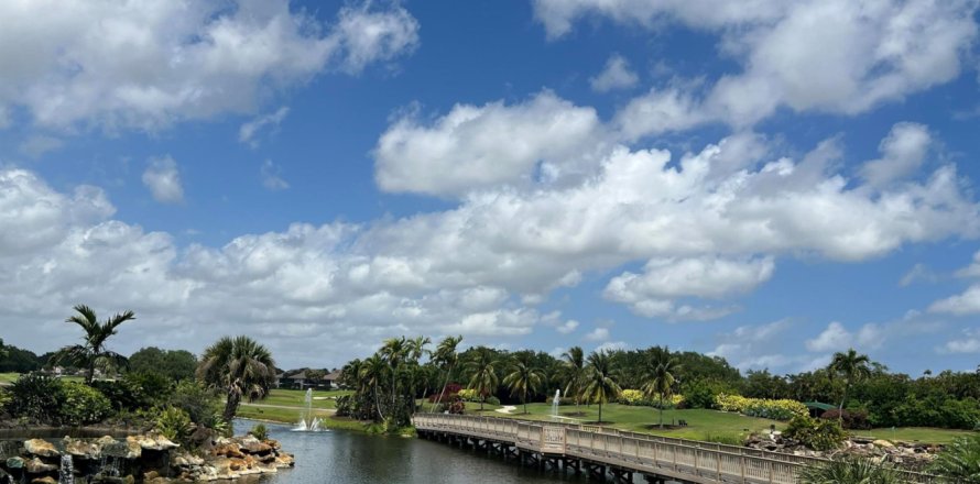 Condominio en Boca Raton, Florida, 2 dormitorios  № 1104355