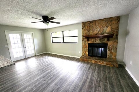 House in Spring Hill, Florida 3 bedrooms, 147.16 sq.m. № 1901035 - photo 14