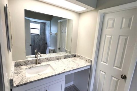 House in Spring Hill, Florida 3 bedrooms, 147.16 sq.m. № 1901035 - photo 24