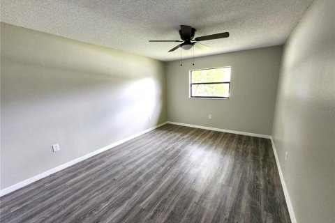 House in Spring Hill, Florida 3 bedrooms, 147.16 sq.m. № 1901035 - photo 28