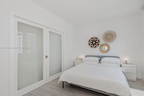 Copropriété à louer à Miami Beach, Floride: 2 chambres, 81.75 m2 № 2334938 - photo 15