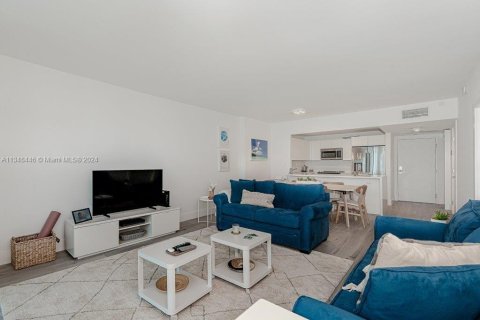 Copropriété à louer à Miami Beach, Floride: 2 chambres, 81.75 m2 № 2334938 - photo 6