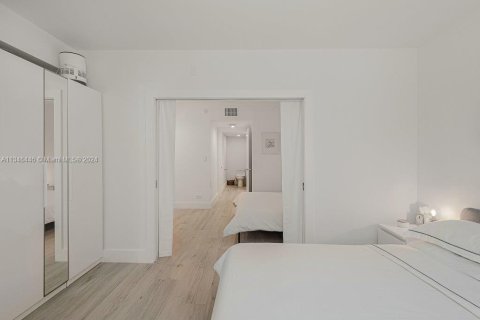 Copropriété à louer à Miami Beach, Floride: 2 chambres, 81.75 m2 № 2334938 - photo 11