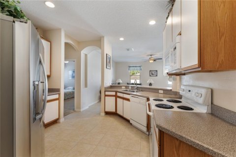 House in Grand Island, Florida 4 bedrooms, 238.76 sq.m. № 1642483 - photo 24