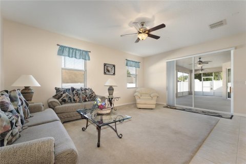 House in Grand Island, Florida 4 bedrooms, 238.76 sq.m. № 1642483 - photo 18