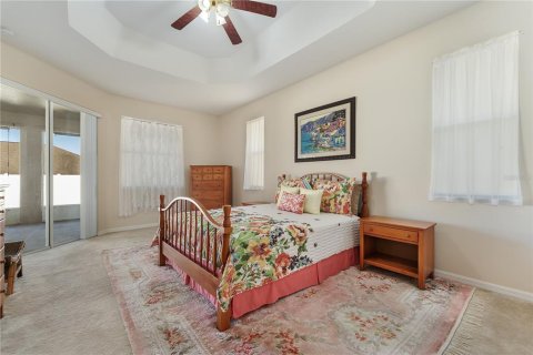 House in Grand Island, Florida 4 bedrooms, 238.76 sq.m. № 1642483 - photo 11