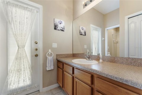 House in Grand Island, Florida 4 bedrooms, 238.76 sq.m. № 1642483 - photo 26