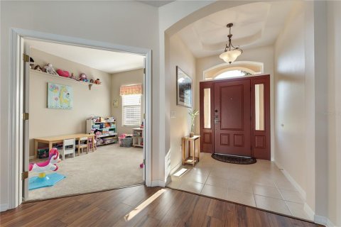 House in Grand Island, Florida 4 bedrooms, 238.76 sq.m. № 1642483 - photo 7