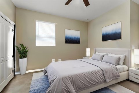 House in Grand Island, Florida 4 bedrooms, 238.76 sq.m. № 1642483 - photo 28