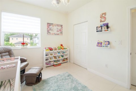House in Homestead, Florida 5 bedrooms, 201.6 sq.m. № 1889988 - photo 9