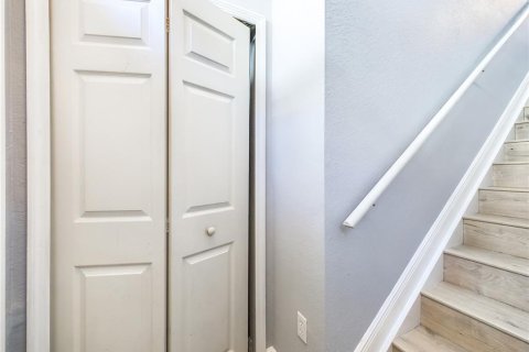 Condo in Sarasota, Florida, 2 bedrooms  № 2091497 - photo 3