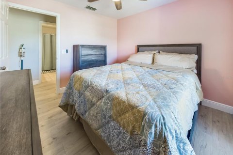 Condo in Sarasota, Florida, 2 bedrooms  № 2091497 - photo 23
