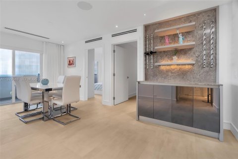 Снять в аренду кондоминиум в Майами-Бич, Флорида 3 спальни, 83.8м2, № 1990066 - фото 6