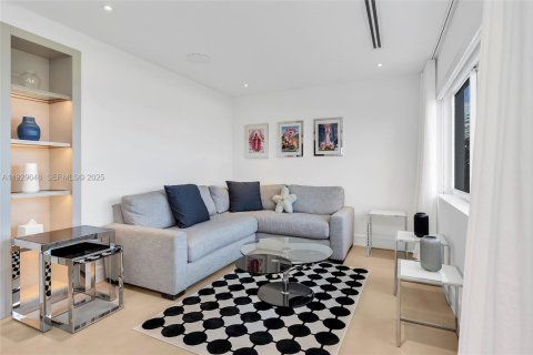 Снять в аренду кондоминиум в Майами-Бич, Флорида 3 спальни, 83.8м2, № 1990066 - фото 5