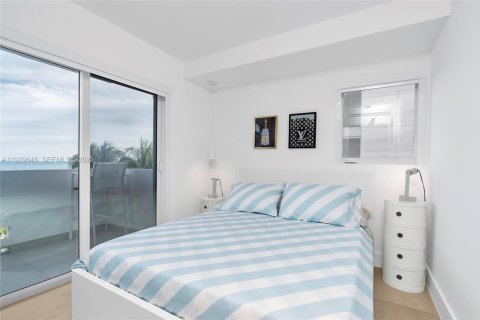 Снять в аренду кондоминиум в Майами-Бич, Флорида 3 спальни, 83.8м2, № 1990066 - фото 8