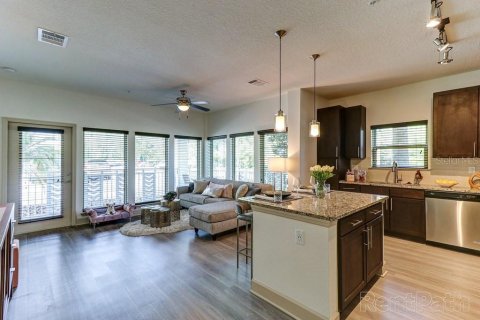 Apartment in Celebration, Florida 2 bedrooms, 101.91 sq.m. № 2209131 - photo 10