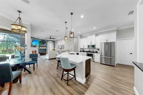 Casa en venta en Bradenton, Florida, 4 dormitorios, 272.39 m2 № 1827987 - foto 30