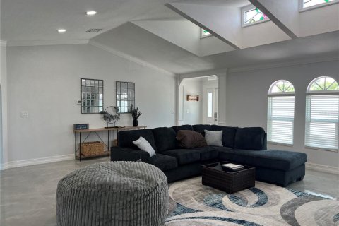 Casa en alquiler en Port Charlotte, Florida, 3 dormitorios, 176.7 m2 № 1394050 - foto 5