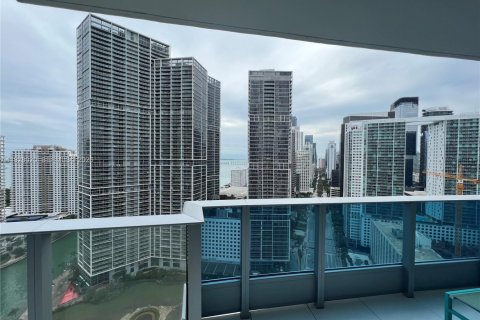 Condo in Miami, Florida, 1 bedroom  № 1997622 - photo 2