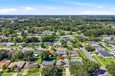 House in Altamonte Springs, Florida 4 bedrooms, 171.78 sq.m. № 2426843 - photo 3