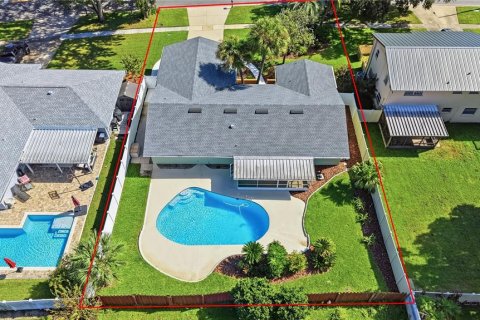 House in Altamonte Springs, Florida 4 bedrooms, 171.78 sq.m. № 2426843 - photo 2