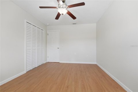 House in Altamonte Springs, Florida 4 bedrooms, 171.78 sq.m. № 2426843 - photo 26