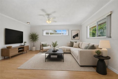 House in Altamonte Springs, Florida 4 bedrooms, 171.78 sq.m. № 2426843 - photo 16