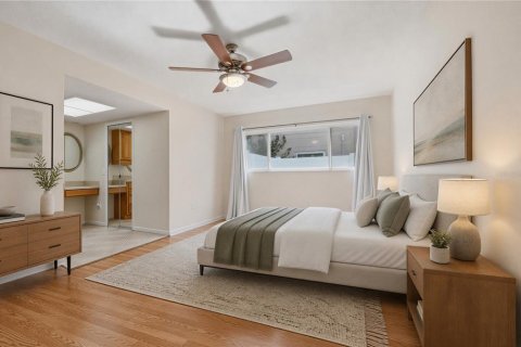 House in Altamonte Springs, Florida 4 bedrooms, 171.78 sq.m. № 2426843 - photo 28