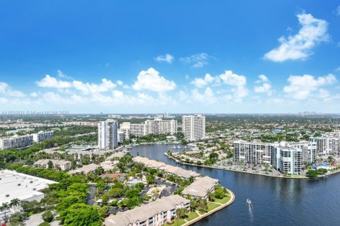 Copropriété à vendre à Hollywood, Floride: 1 chambre, 65.22 m2 № 1934748 - photo 9