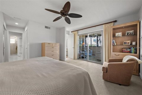 Copropriété à vendre à Sarasota, Floride: 2 chambres, 163.51 m2 № 2416562 - photo 18