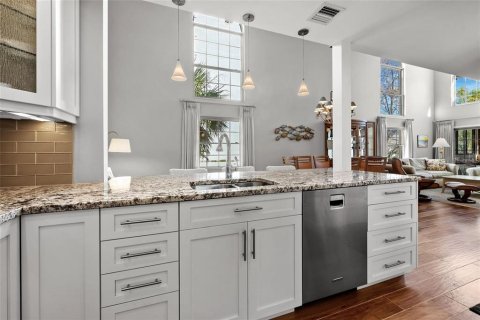 Copropriété à vendre à Sarasota, Floride: 2 chambres, 163.51 m2 № 2416562 - photo 9
