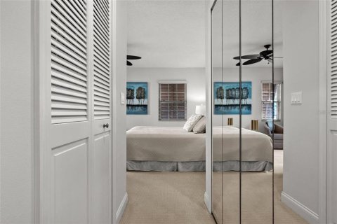 Copropriété à vendre à Sarasota, Floride: 2 chambres, 163.51 m2 № 2416562 - photo 20