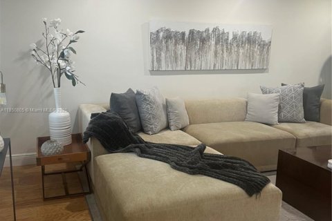 Villa ou maison à vendre à Plantation, Floride: 2 chambres, 133.59 m2 № 1958219 - photo 17