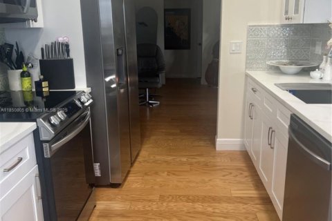 Villa ou maison à vendre à Plantation, Floride: 2 chambres, 133.59 m2 № 1958219 - photo 4