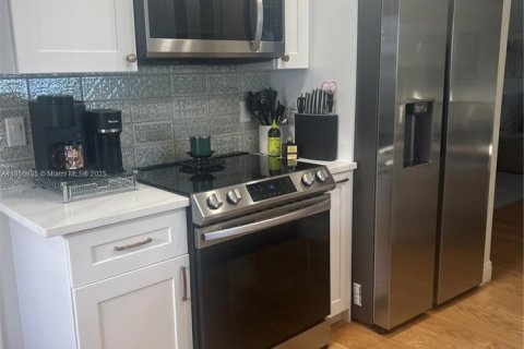 Villa ou maison à vendre à Plantation, Floride: 2 chambres, 133.59 m2 № 1958219 - photo 3