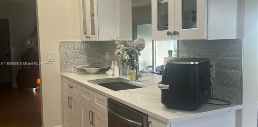 Villa ou maison à Plantation, Floride 2 chambres, 133.59 m2 № 1958219