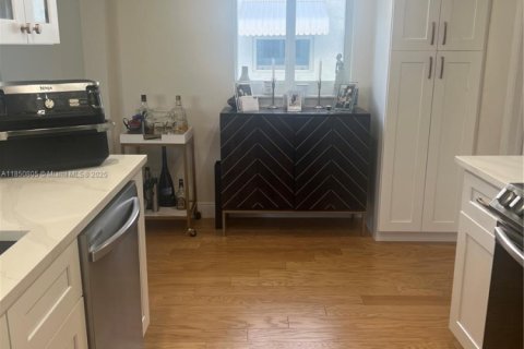 Villa ou maison à vendre à Plantation, Floride: 2 chambres, 133.59 m2 № 1958219 - photo 5