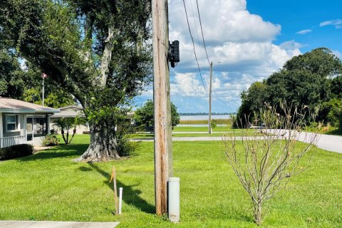 House in Lake Placid, Florida 2 bedrooms, 144 sq.m. № 2084097 - photo 26