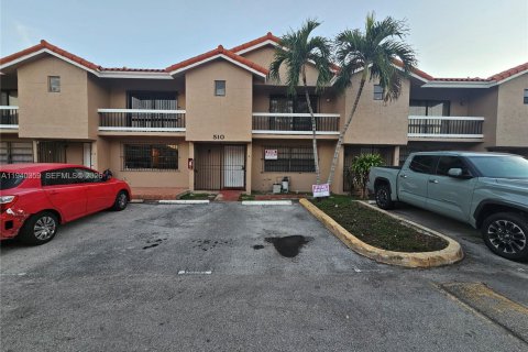 Таунхаус в Майами, Флорида 3 спальни, 149.57м2 № 1998337