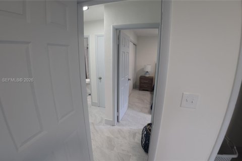 House in Miami Gardens, Florida 3 bedrooms, 129.6 sq.m. № 2374514 - photo 7
