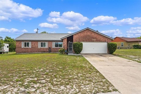 Villa ou maison à vendre à Deltona, Floride: 3 chambres, 125.23 m2 № 1620454 - photo 2
