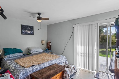 Villa ou maison à vendre à Deltona, Floride: 3 chambres, 125.23 m2 № 1620454 - photo 15
