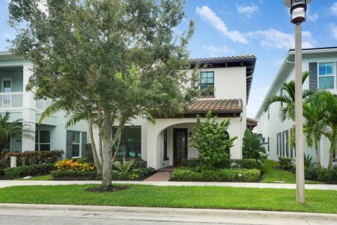 Casa en Palm Beach Gardens, Florida 5 dormitorios, 336.12 m2 № 2383051