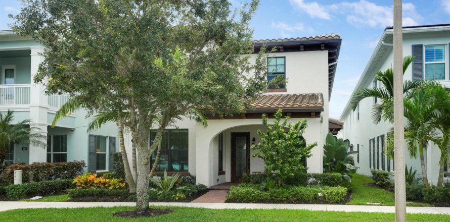 Casa en Palm Beach Gardens, Florida 5 dormitorios, 336.12 m2 № 2383051