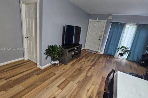 Condominio en venta en Sunrise, Florida, 3 dormitorios, 131.83 m2 № 2248060 - foto 4