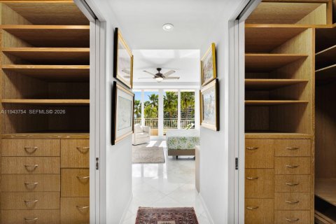 Condominio en venta en Key Biscayne, Florida, 2 dormitorios, 242.01 m2 № 2152800 - foto 16