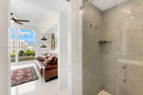 Condominio en venta en Key Biscayne, Florida, 2 dormitorios, 242.01 m2 № 2152800 - foto 22